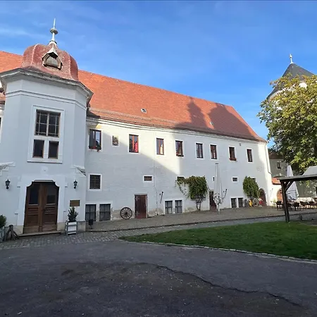 מלון Schloss וורצן