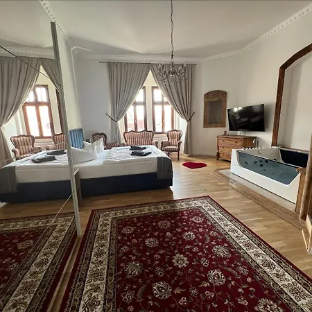 מלון Schloss וורצן