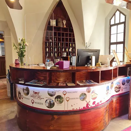 Hotel Schloss 3*