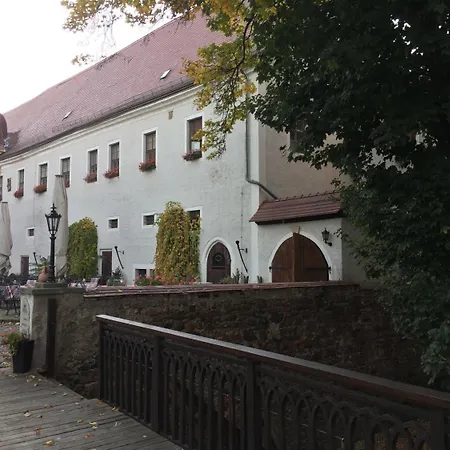 Szálloda Schloss Wurzen
