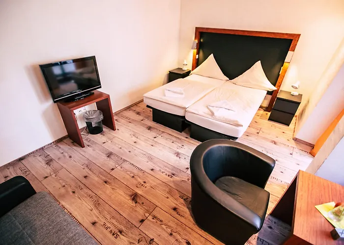 Hotel Schloss 3*